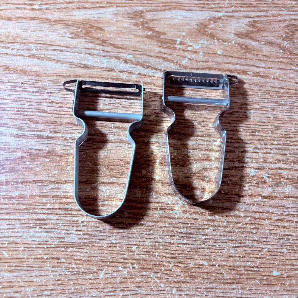 Star Zena Swiss Metal Vegetable Peeler Eye Remover Switzerland Lot of 2